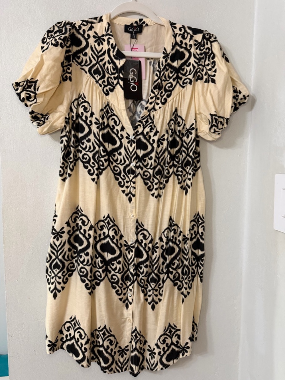 Gigio Cream and Black Patterned Button-Front Dress